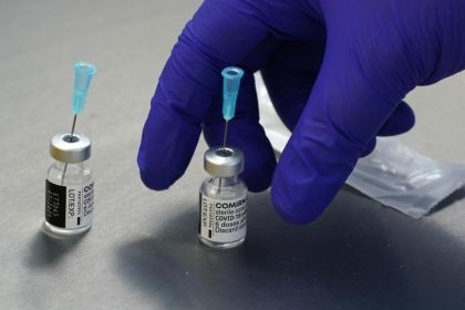 Bizarr: BioNTech und Pfizer auf der Suche nach schwerstkranken Kindern für Impfstudie