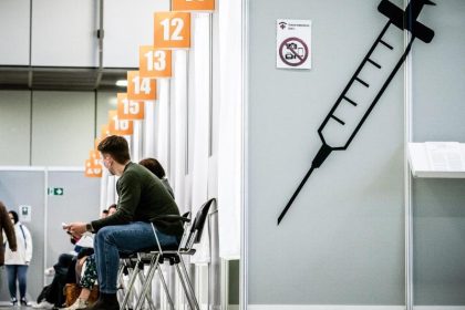 Lockerungen für Geimpfte in immer mehr Bundesländern – Ethikrat warnt vor Spaltung der Gesellschaft