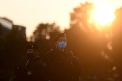 Münchner Polizei: 19 verletzte Beamte nach Einsatz in Park