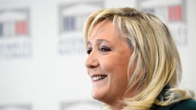 Gericht spricht Marine Le Pen im Fall der Verbreitung von IS-Gräuelbildern frei