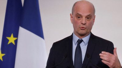 Französischer Bildungsminister verbietet „gendergerechte“ Schriftsprache an Schulen