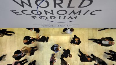 „Das Weltwirtschaftsforum ist kein Country-Club“ – AfD startet Aufklärungskampagne zum „Great Reset“