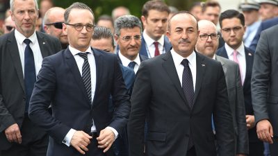 Cavusoglu wirft EU Nichteinhaltung des Migrationsabkommens vor