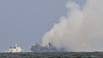 Schiff mit Chemikalien brennt vor der Küste Sri Lankas – Ermittlung läuft