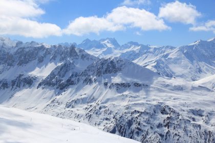 Sesselliftpanne in Frankreich: 240 Skifahrer evakuiert