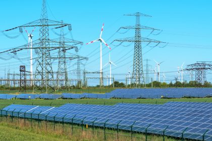 Strompreis für große Industriebetriebe steigt bis 2030 um 50 Prozent