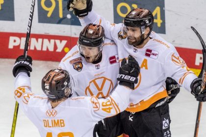 Grizzlys Wolfsburg gewinnen erstes Finalspiel