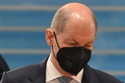 Scholz räumt Fehler in Corona-Pandemie ein