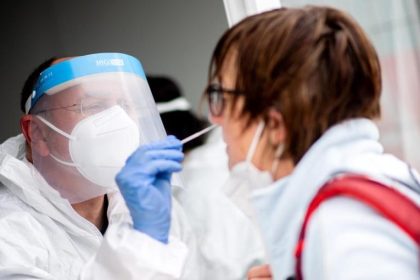 Trotz positivem PCR-Test keine Corona-Infektion: Studie findet möglichen Grund für anhaltend positive Tests