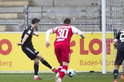 Lewandowski egalisiert Müller-Rekord bei Bayern-Remis