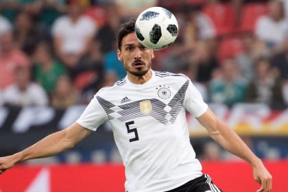 Berichte: Löw holt neben Müller auch Hummels zurück