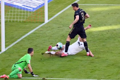 Lewandowski verbessert Tore-Rekord von Gerd Müller