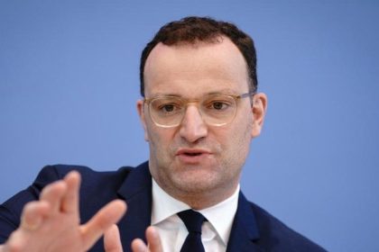 FDP wirft Spahn Vorbereitung von “Impfpflicht durch die Hintertür” vor