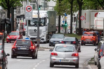 Die Menschen in Deutschland nutzen wieder mehr ihr Auto