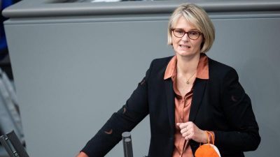 Höhere Altersgrenzen – Bildungsministerin will das Bafög ausweiten