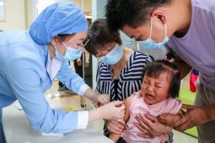 China lässt als erstes Land Corona-Impfungen für kleine Kinder zu