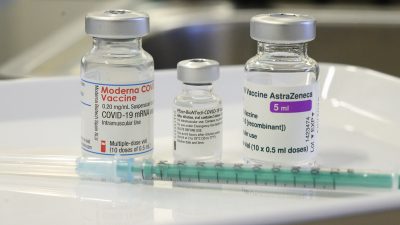 Corona-Impfungen: Arzneimittelbehörde erweitert Merkblätter um Warnungen vor Herzerkrankungen