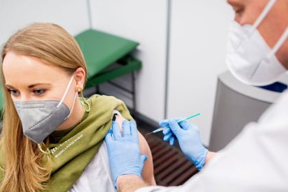 Trotz Corona-Impfung: Etliche Menschen laut Stiko ohne Immunschutz