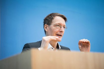 Lauterbach fordert Rechtsgrundlage zur Regel-Verschärfung für Ungeimpfte