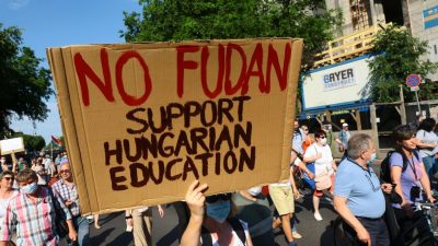Tausende protestieren in Budapest gegen geplanten chinesischen Uni-Campus