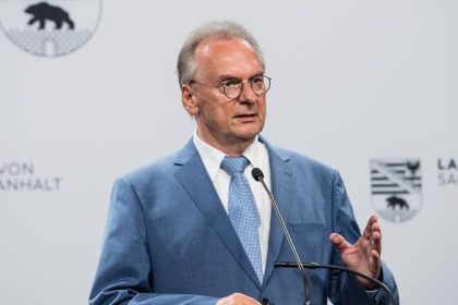 Reiner Haseloff äußert Zweifel an Umsetzbarkeit einer allgemeinen Impfpflicht