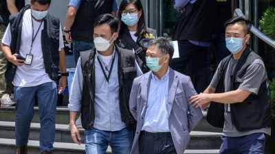 Zeitung „Apple Daily“ vor dem Aus – Mitarbeiter festgenommen, PC´s beschlagnahmt, Konten gesperrt