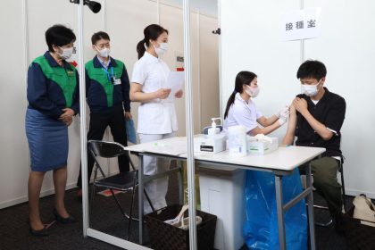 Tokio beginnt mit Impfungen von Olympia-Personal