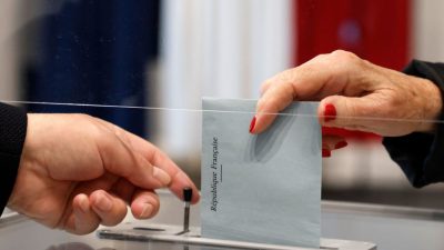 Frankreich: Erneut niedrige Wahlbeteiligung bei Regionalwahlen
