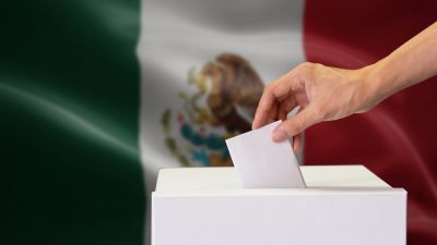 Wahlen in Mexiko und Peru zeigen Abkehr von linksgerichteten Regierungen