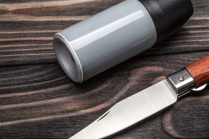 Konfrontation in Freiburg: Ex-AfD-Kandidat verletzt Personen mit Messer und Pfefferspray