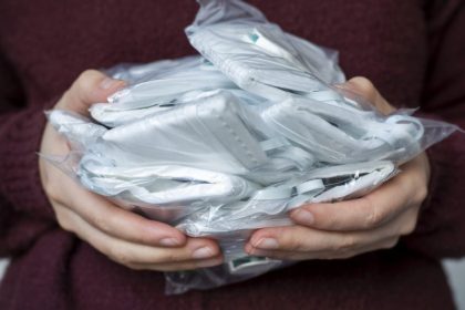 Zwei Festnahmen nach Millionenbetrug mit Masken in Bayern