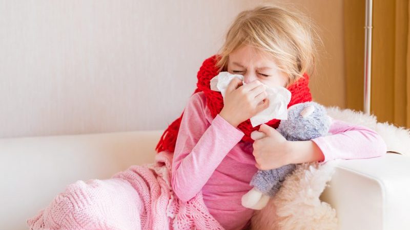 STIKO vergleicht COVID-19 bei Kindern- und Jugendlichen mit Grippe