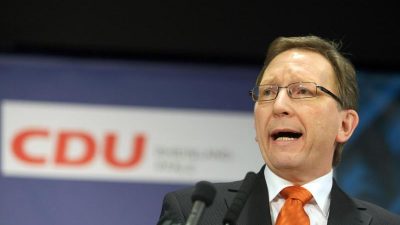 CDU-Politiker Rüddel: Deutschland wird auch in fünf Jahren noch Maske tragen