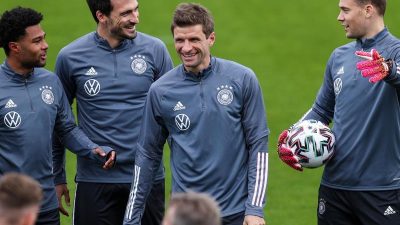 Mit Müller und Hummels in der Startelf gegen Dänemark