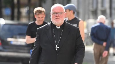 Theologe kritisiert Papst wegen abgelehnten Rücktrittsgesuch von Kardinal Marx