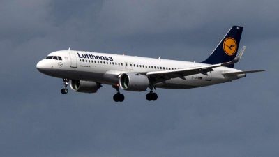 Lufthansa-Maschine landet in Frankfurt mit 131 Menschen an Bord