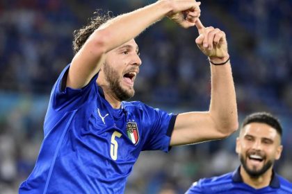 Italien löst das Achtelfinal-Ticket