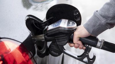 Preise für Benzin und Diesel steigen – Ölpreis sinkt leicht
