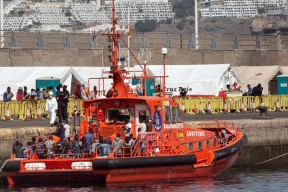 Schlepper versprechen: “Ja es ist einfach nach Europa zu kommen”