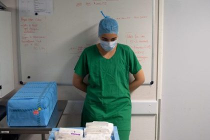 Impfzwang für Gesundheitspersonal: Französisches Krankenhaus tritt in Streik