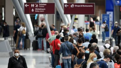 Wirtschaft fürchtet Milliardenschaden durch US-Reisebeschränkungen