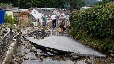 Flutkatastrophe in NRW: Mails belegen zahlreiche Pannen und Versäumnisse