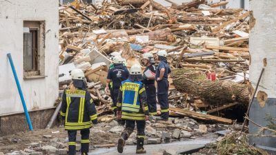 Über 80 Unwettertote in Deutschland: Hauseinstürze in Erftstadt – Lage dramatisch