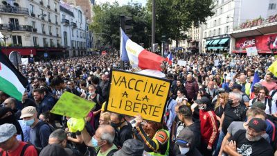 Frankreich: COVID-19-Impfpflicht für Pflegepersonal soll fallen