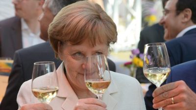 Vor Prozess gegen Kanzlerin Merkel: Essen mit den Richtern – Der Fall Kemmerich, Thüringen