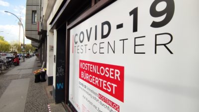 Berlin: Großrazzia gegen Corona-Test-Betrüger – Kriminelle Clanstrukturen im Visier