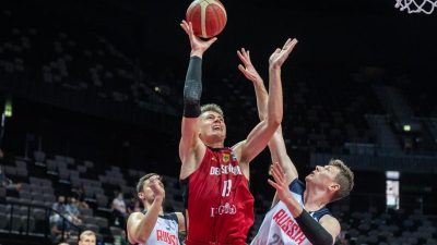 Deutsche Basketballer mit Sieg über Russland im Halbfinale