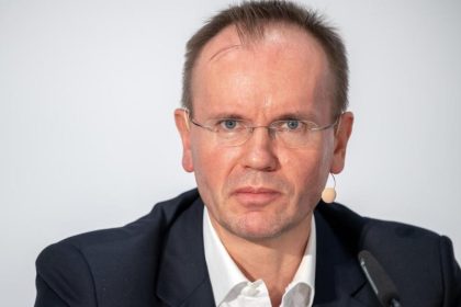 Wer hat die Milliarden veruntreut?