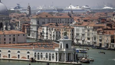 Venedig entgeht einer Einstufung als gefährdetes Welterbe