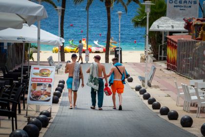 Mallorca: 19-jähriger Deutscher spuckt Blut am Strand und stirbt